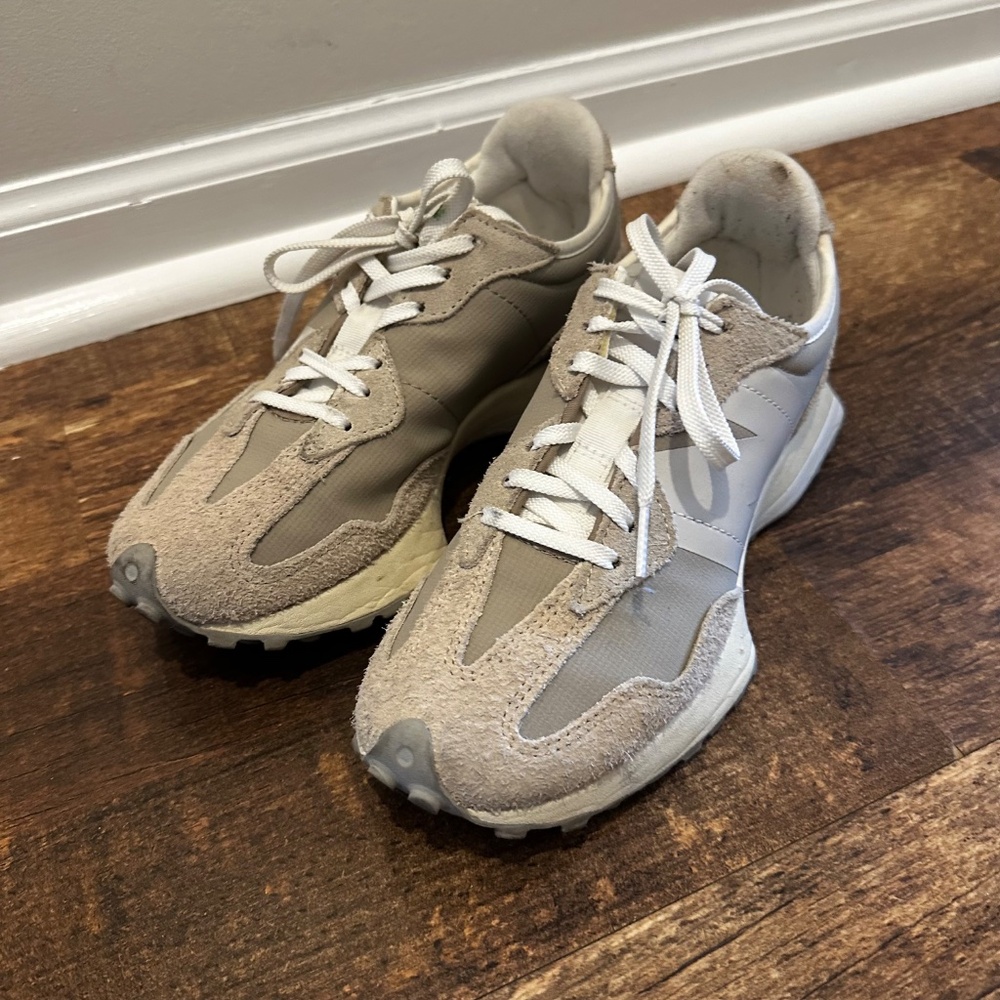 New Balance 327 Women